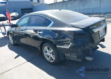 2015 Nissan Altima 2.5 Sv z USA, uszkodzony, nr VIN 1N4AL3AP9FC466807